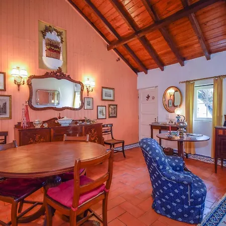 Cozy Queluz